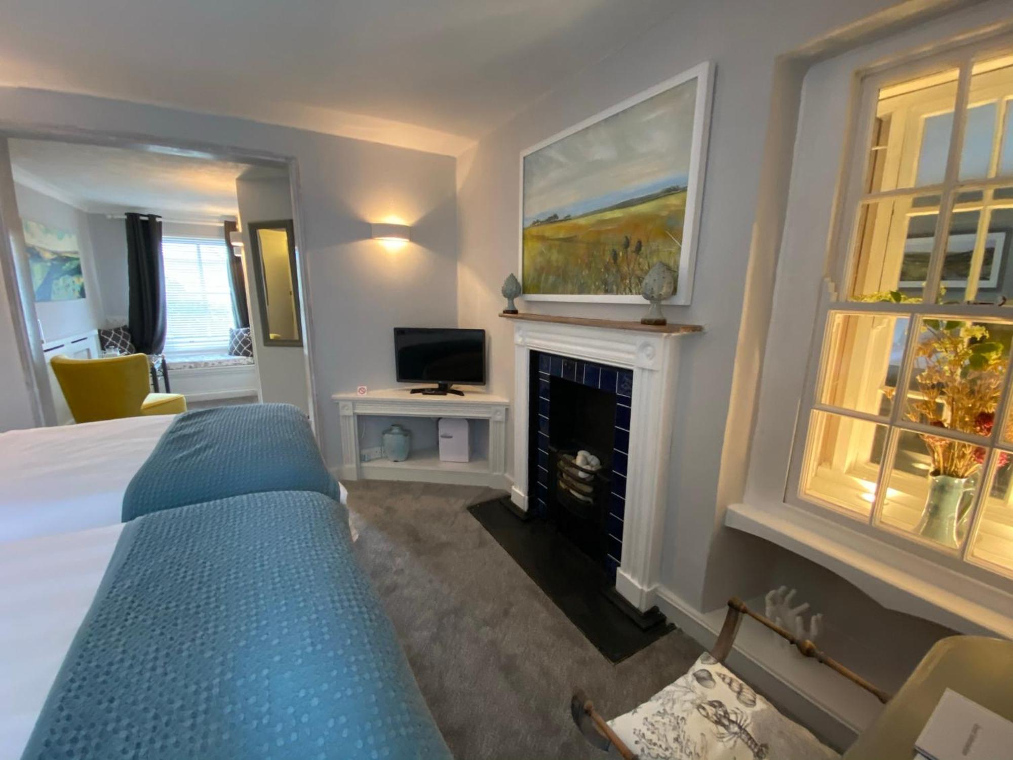เดอะ ซัมเมอร์ เฮาส์ Bed & Breakfast เพนแซนซ์ ห้อง รูปภาพ