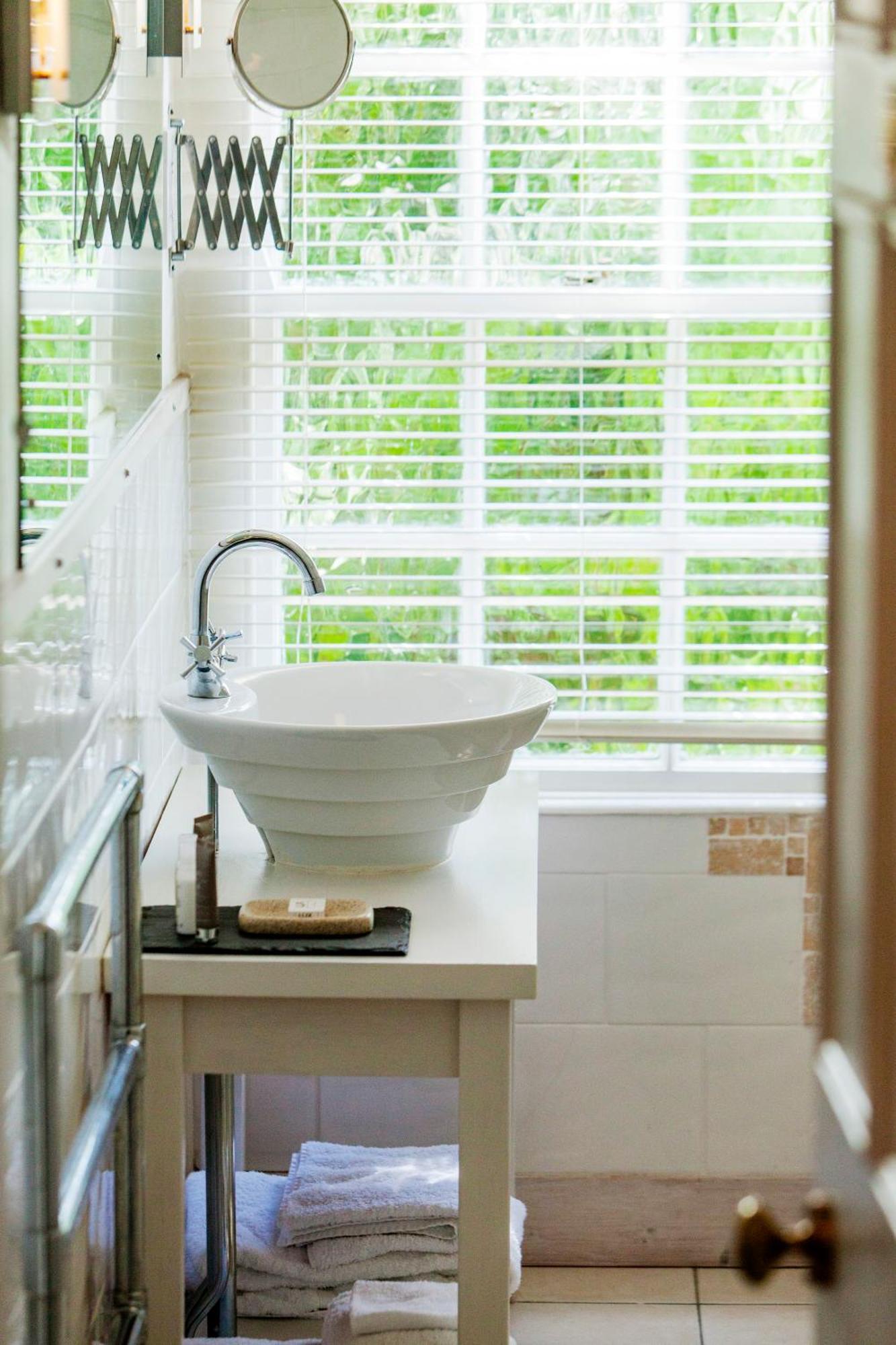 เดอะ ซัมเมอร์ เฮาส์ Bed & Breakfast เพนแซนซ์ ห้อง รูปภาพ