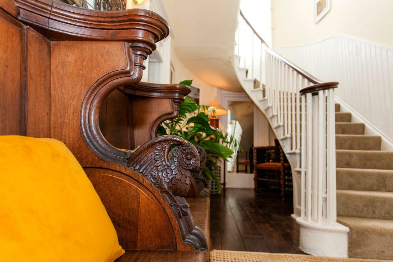 เดอะ ซัมเมอร์ เฮาส์ Bed & Breakfast เพนแซนซ์ ภายนอก รูปภาพ