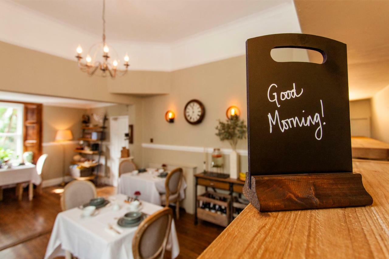 เดอะ ซัมเมอร์ เฮาส์ Bed & Breakfast เพนแซนซ์ ภายนอก รูปภาพ